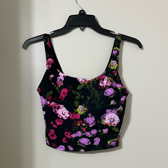Old Navy Active (NWT) Black Floral Workout Top, Built-in Padded Sports Bra - Picture 2 of 6